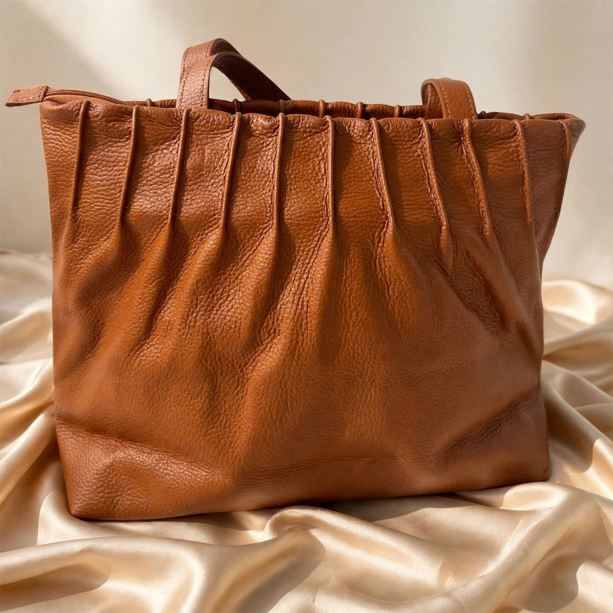 Elisabetta in genuine Italian leather
